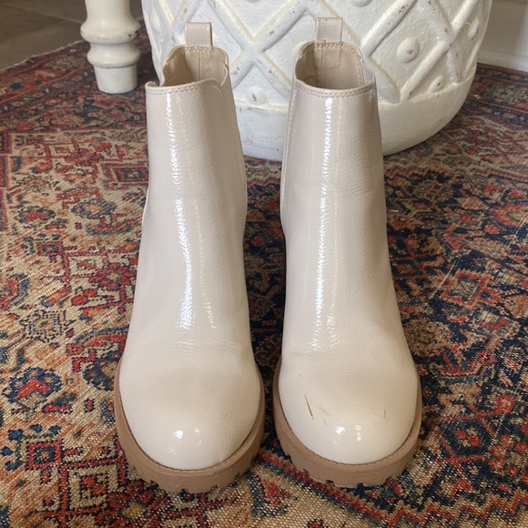 Bone Booties - Picture 2 of 7